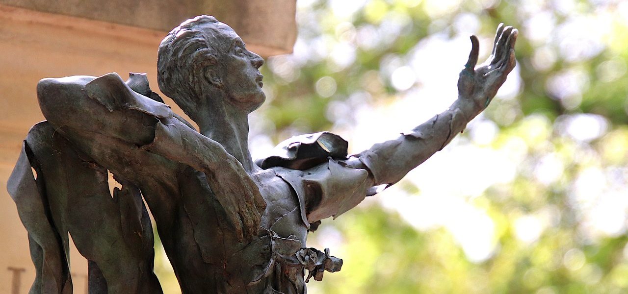 sculpture funéraire